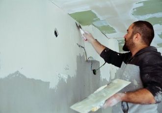The Role of Redispersible Polymer Powder in Extending Open Time and Workability of Tile Adhesives
